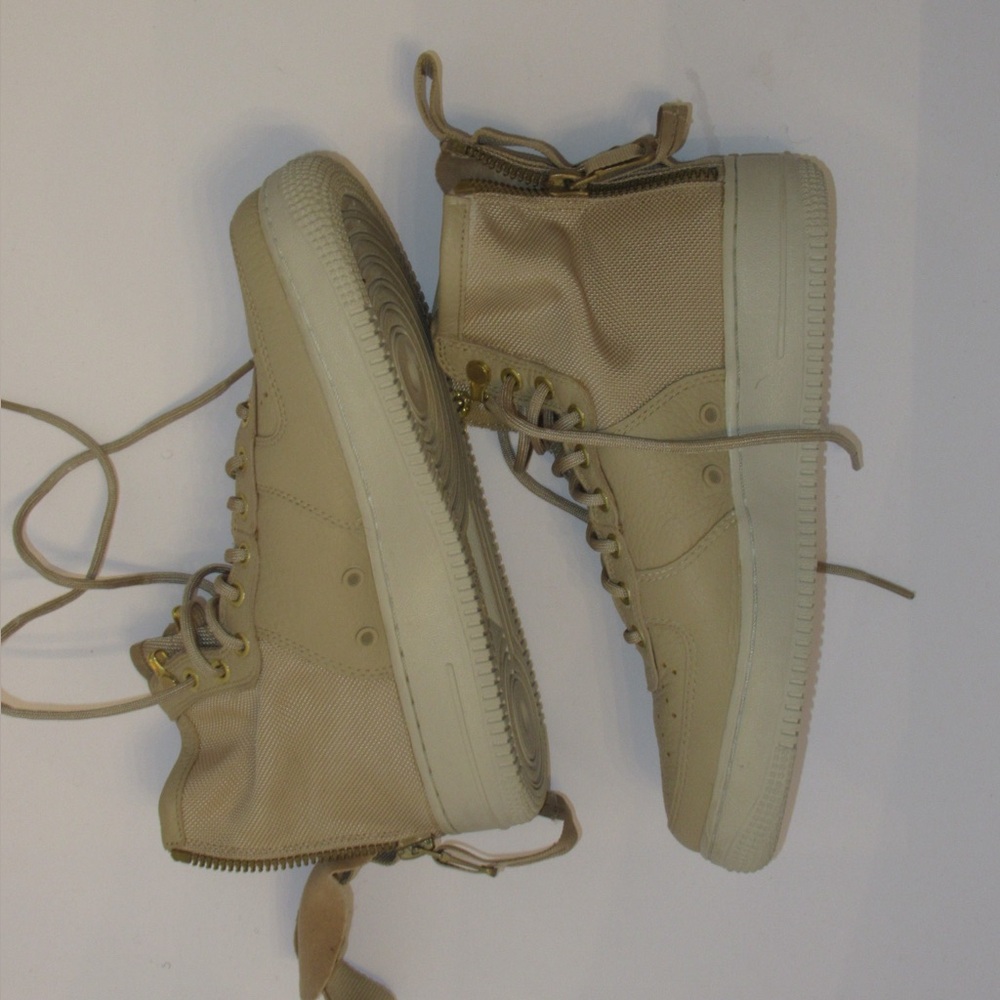 Nike Beige High-Top Sneakers